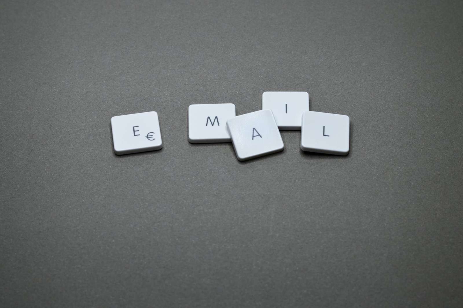 How to be notified when someone clicks on a link in your email campaigns?