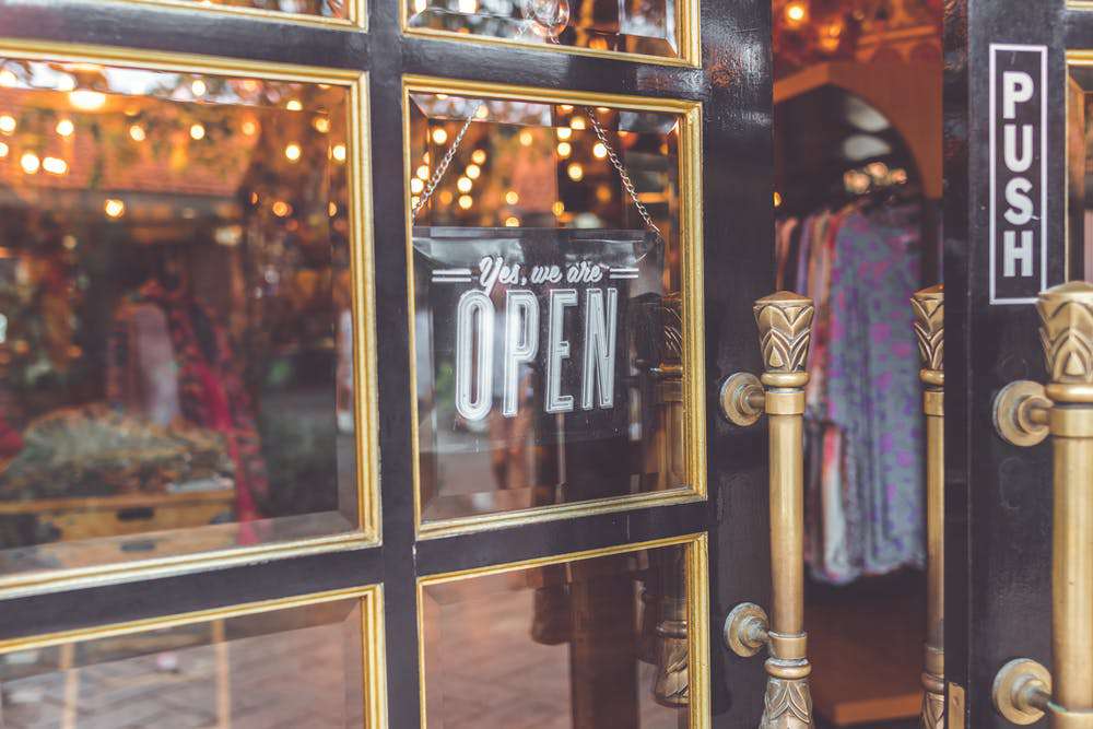 Myip.ms Shopify technique: how to find the most popular Shopify websites on the internet
