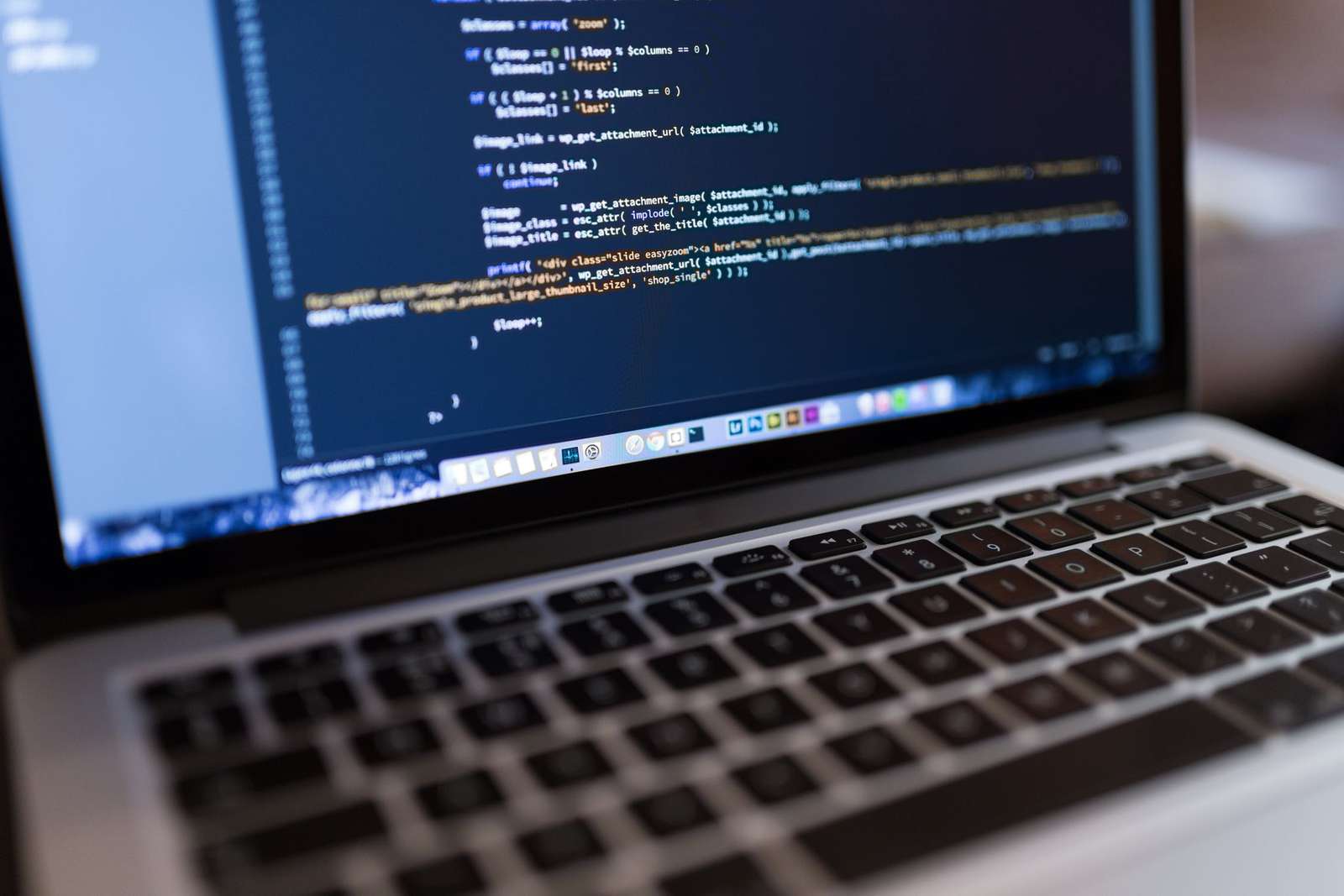The ideal theme & plugins starter stack to build a WordPress website [2023]